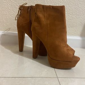 Tan suede heels